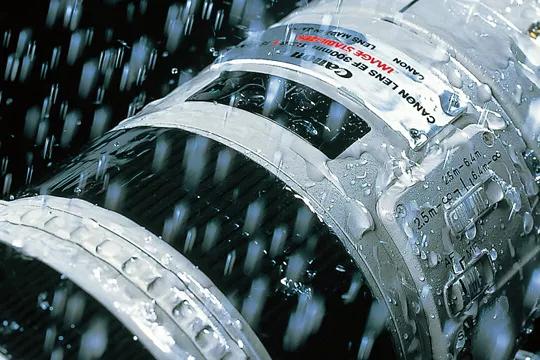 Støv og vandafvisende Canon objektiver