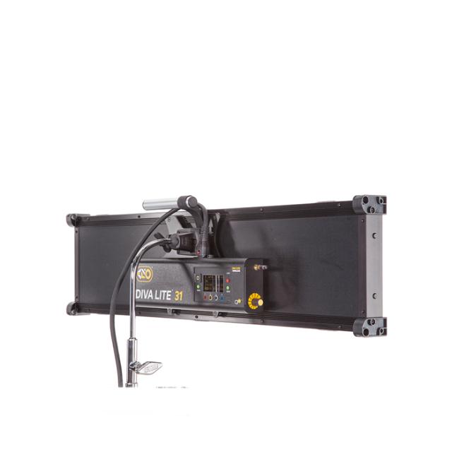 Kino Flo Diva-Lite 31 LED no barndoor