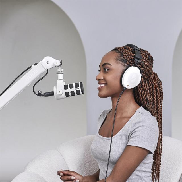 RØDE PODMIC WHITE COLLECTION