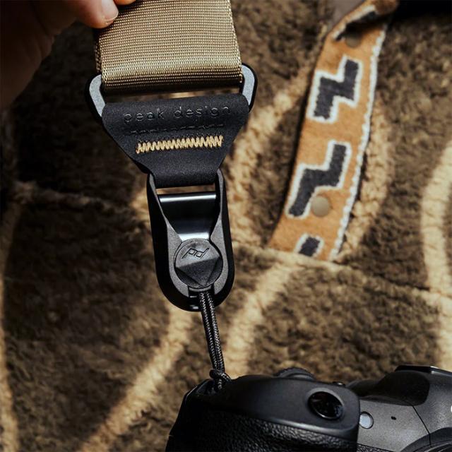 PEAK DESIGN SLIDE - COYOTE //