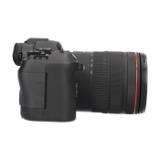 DEM26013-LANG1-168a8091-8a0a-4366-abbe-86c298d4d7d6