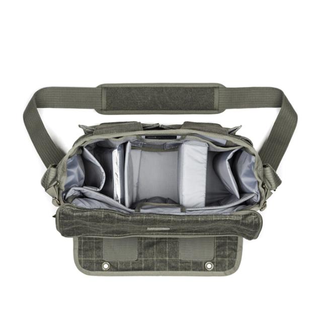 THINK TANK RETROSPECTIVE 30 V2.0, PINESTONE