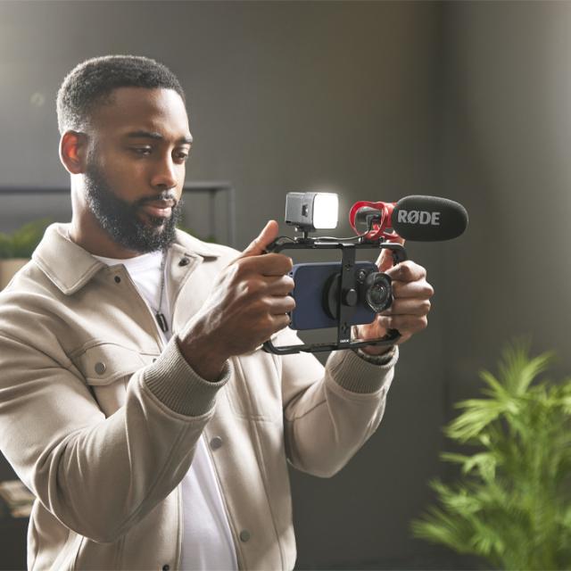 RØDE PHONECAGE MAGNETIC MOBILE FILMMAKING CAGE