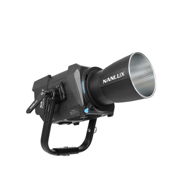 NANLUX EVOKE 900C SPOT LIGHT WITH TROLLY CASE