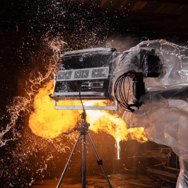 Creamsource Vortex 24 1950W RRGBBW Hard LED Panel