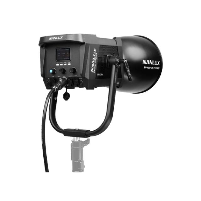 NANLUX EVOKE 2400B SPOT LIGHT WITH 45 REFL SOFTBAG