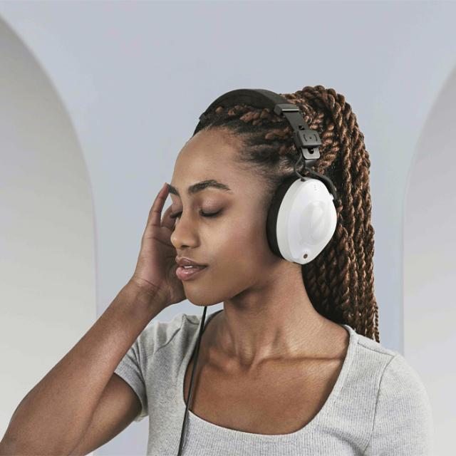 RØDE NTH-100 WHITE COLLECTION