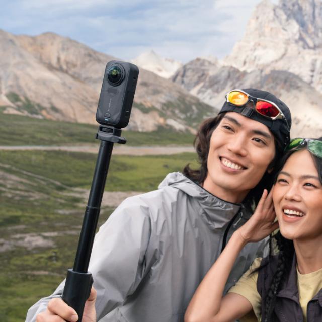Insta360 X6 Standard Bundle Midnight Black