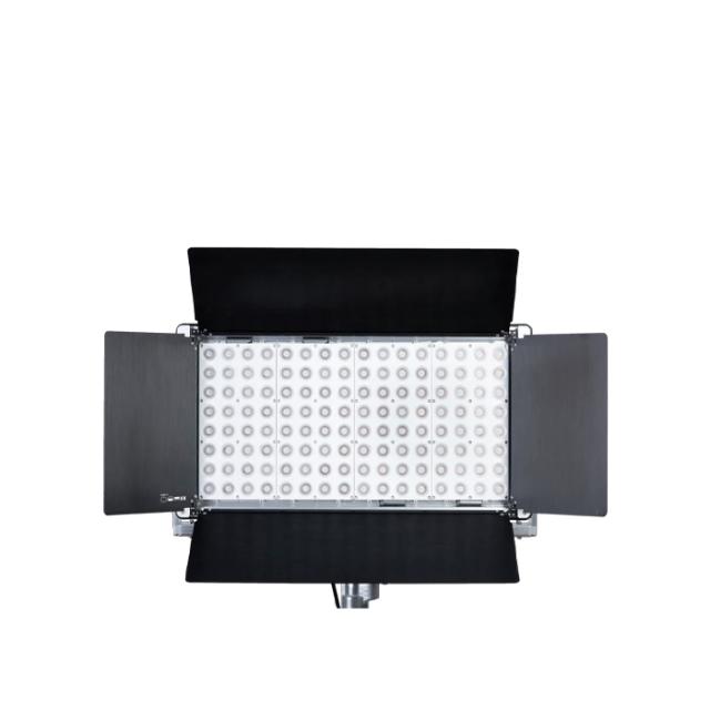 Creamsource Vortex 8 Barn Door