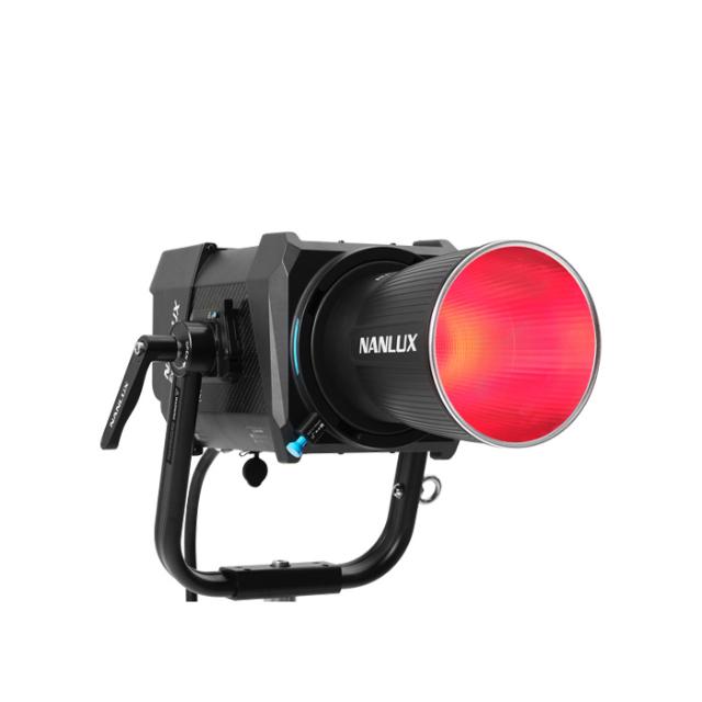 NANLUX EVOKE 900C SPOT LIGHT WITH TROLLY CASE