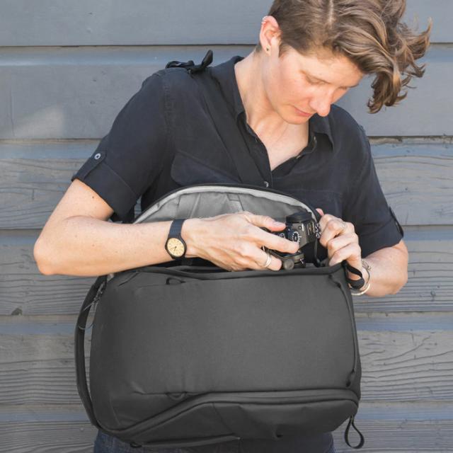 PEAK DESIGN EVERYDAY BACKPACK 20L ZIP - BLACK