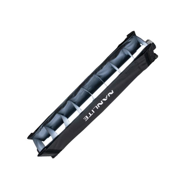 NANLITE BARNDOOR W. EGGCRATE PAVOTUBE II 15XR