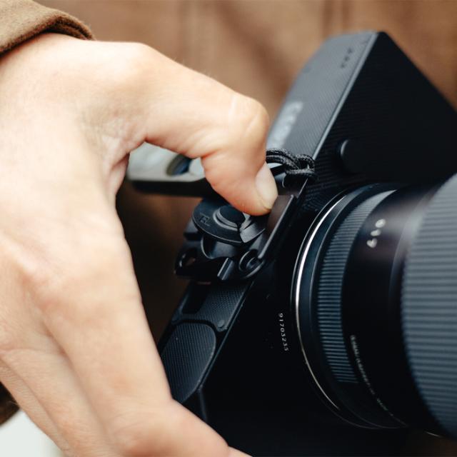 Peak Design Field Plate