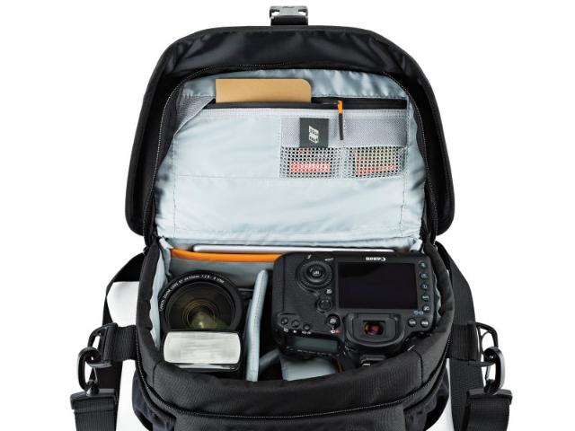 LOWEPRO NOVA 180 AW II BLACK