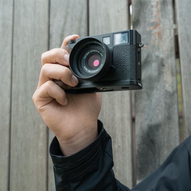 SmallRig 5224 L-Shaped Mount Plate for Fuji X half