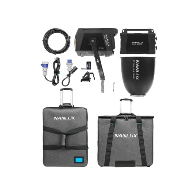 NANLUX EVOKE 2400B SPOT LIGHT WITH 45 REFL SOFTBAG