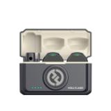 HOLL126988-LANG1-c56cfe7d-8db9-4d1b-8d84-78c361e82f5e