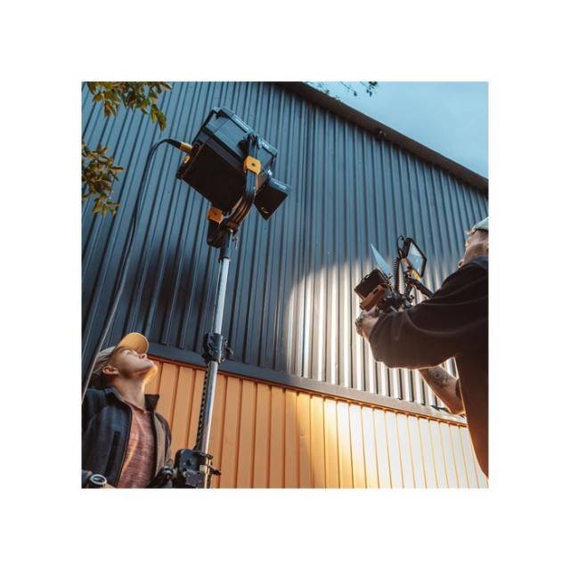 GODOX MG2400BI LED LIGHT KNOWLED