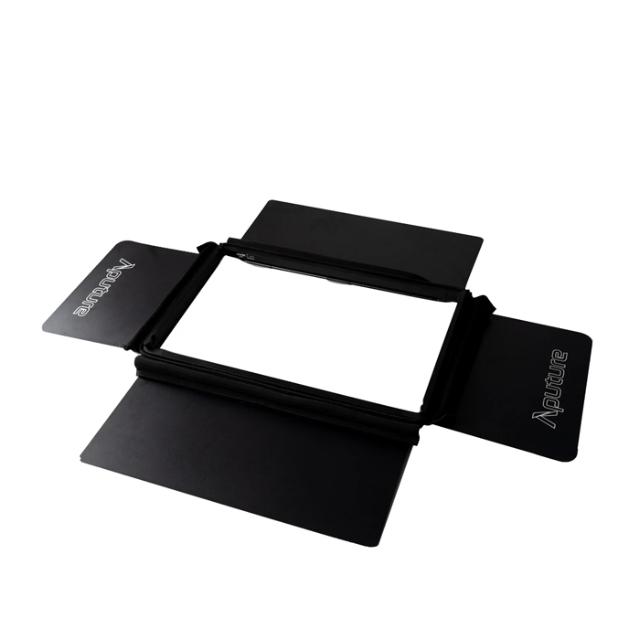 APUTURE BARNDOORS FOR NOVA P300C