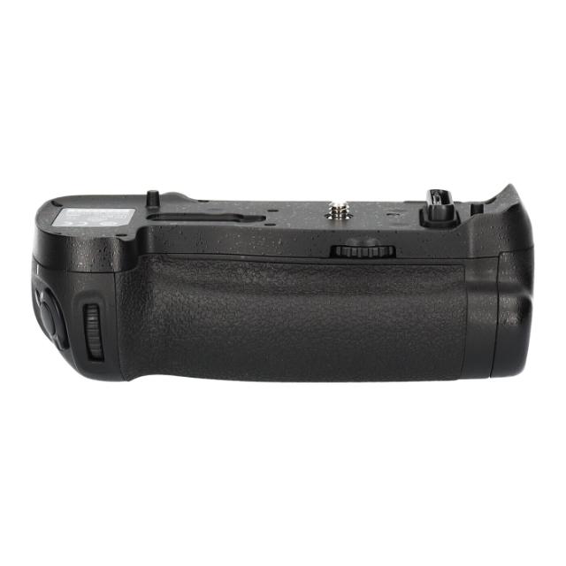 NIKON BATTERIGREB MB-D18 F. D850 (2) USED