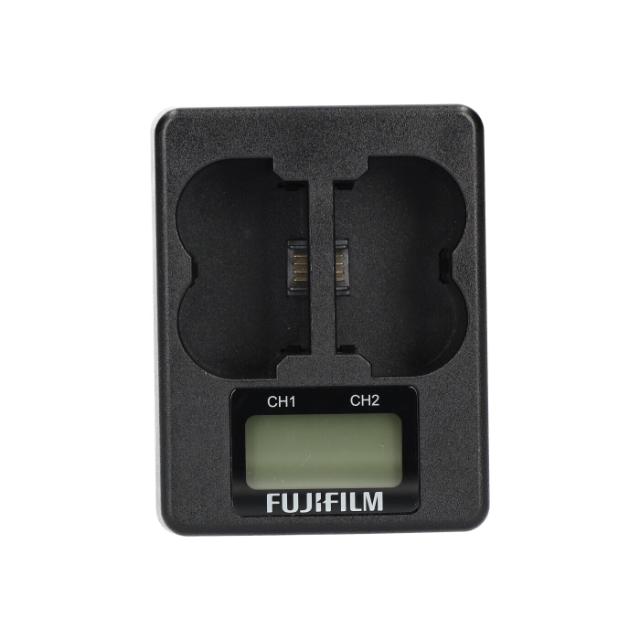 FUJI BC-W235 DUAL BATTERY CHARGER (1) USED