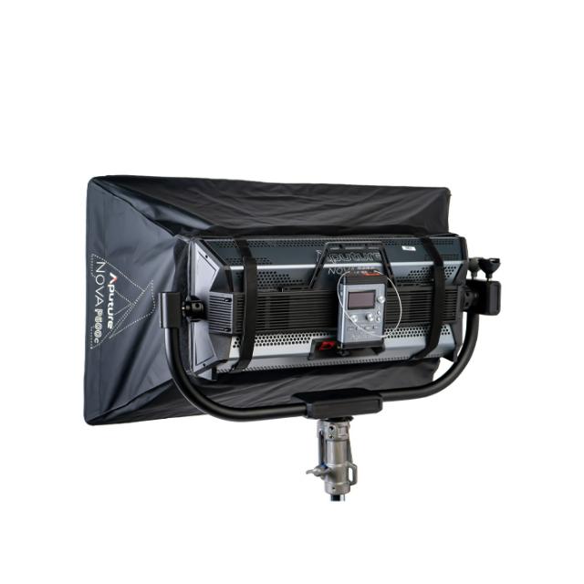 APUTURE NOVA P600C SOFTBOX