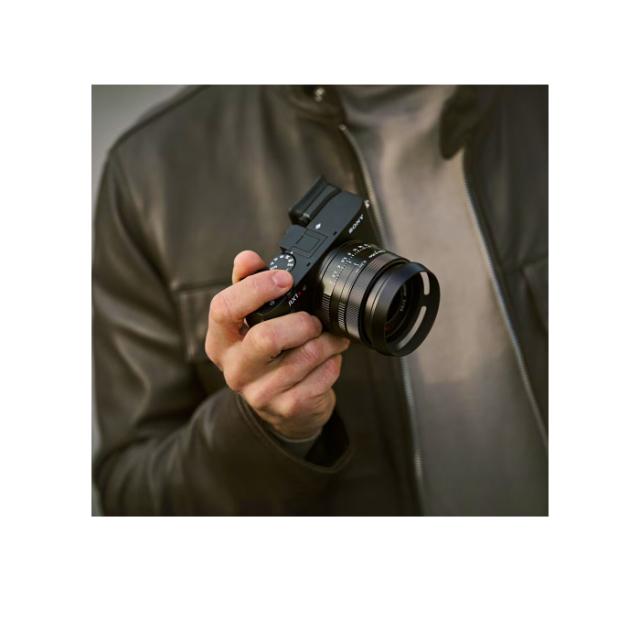 SONY LHP-1 LENS HOOD FOR RX1R III