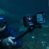 GOPROCHDHW-011-R-LANG1-f62dcc3e-c173-4bb1-ae37-5c17c15b3cc5