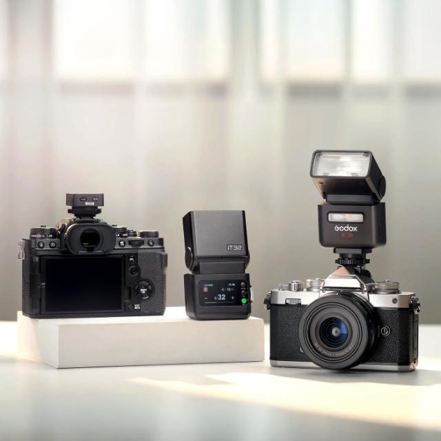 GODOX IT32 IFLASH TTL CAMERA FLASH